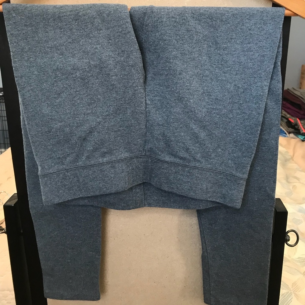 Aerie Grey Chill Legging (Small)